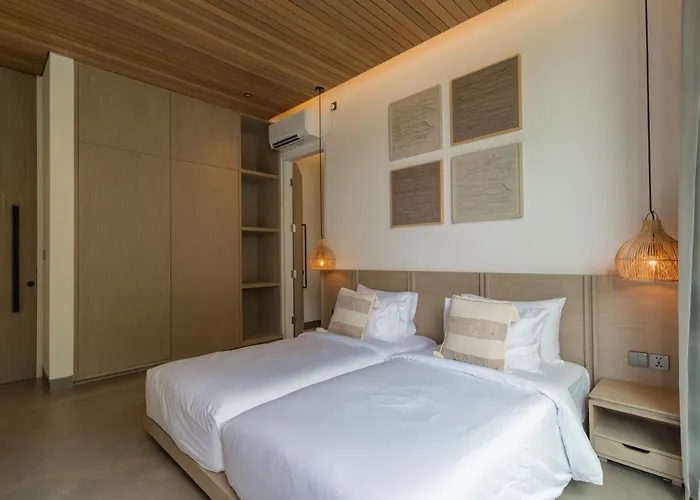 Moon By Alfred In Bali *
