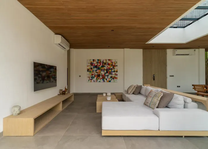 Moon By Alfred In Bali Villa *