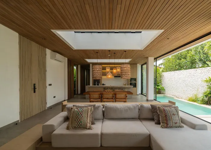 Moon By Alfred In Bali Villa